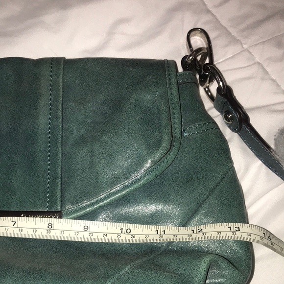 B.Makowski Green Crossbody Bag - Picture 16 of 16